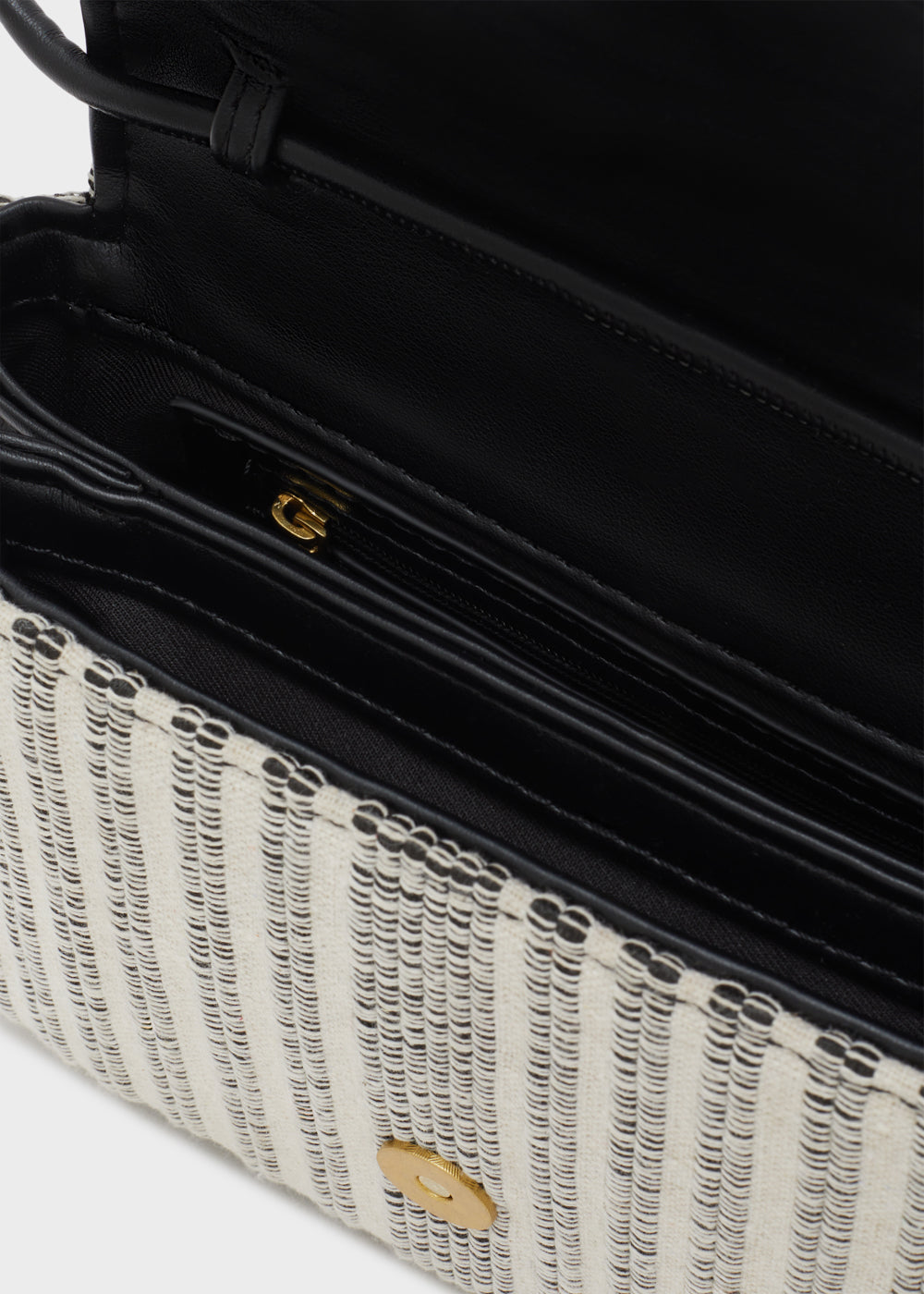 NABS0007-4