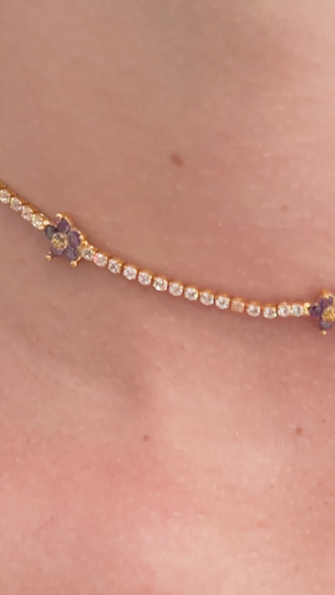 Nalí NECKLACE W/ LILAC ZIRCON FLOWERS