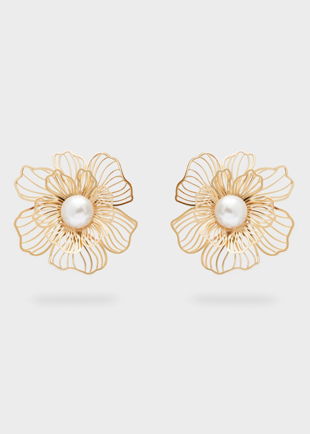 Nalí FLOWER EARRINGS IN GOLD W/ PEARL